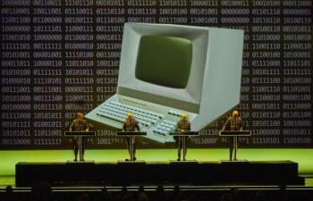Kraftwerk-Computerworld-RCMH-BOETTCHER_Low-eqxJvO.jpg