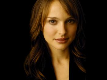 natalie-portman-hot-look.jpg